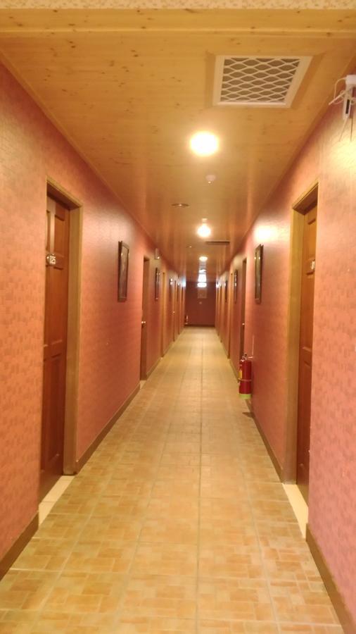 Js Hotspring Hotel Zsujszuj Kültér fotó